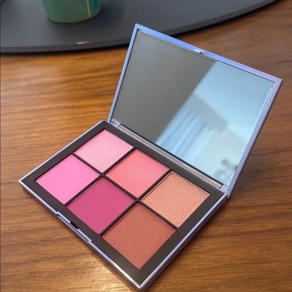 NARS Ethereal Aura Blush Palette - New Realm - Picture 1 of 7